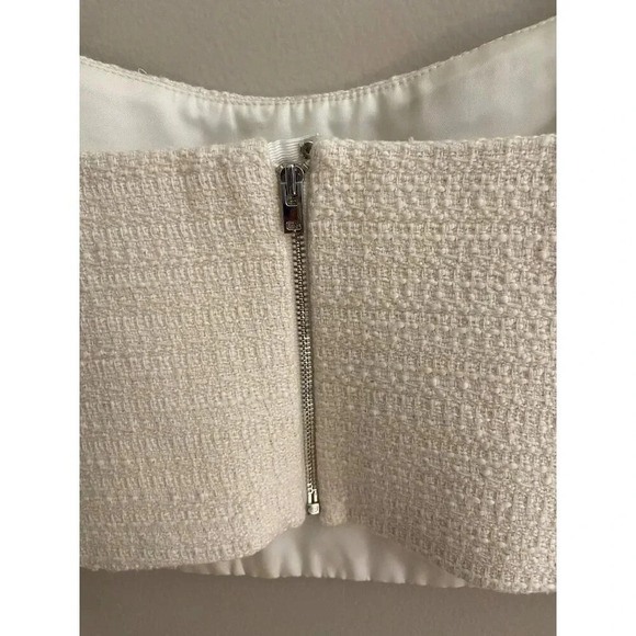 Aritzia Babaton NWT Giselle Times Ivory Tweed Fitted Cropped Bustier Top Size 10 - Picture 8 of 13
